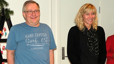 Hans Boye og Susan M�ller fra Laursens Grafiske f�r tak for indsatsen